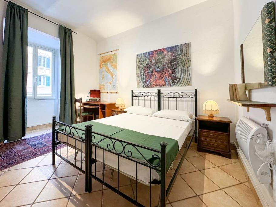 Vatican Art Apartment Rom